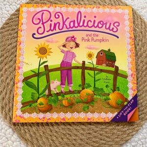 10/$25 • Pinkalicious & The‎ Pink Pumpkin Lift The Flap Paperback